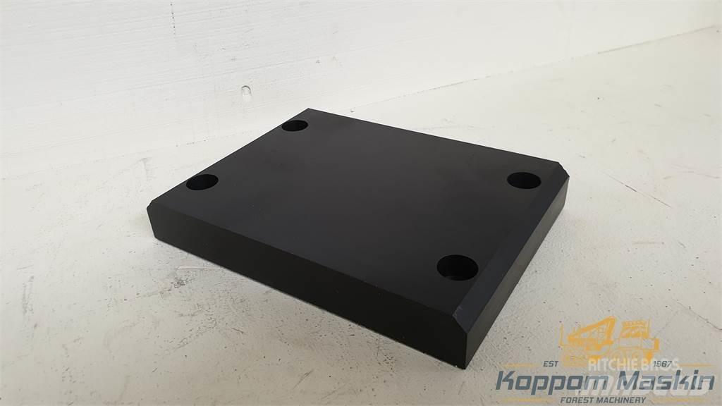 Ponsse P58878 Kuormatraktorinosturit
