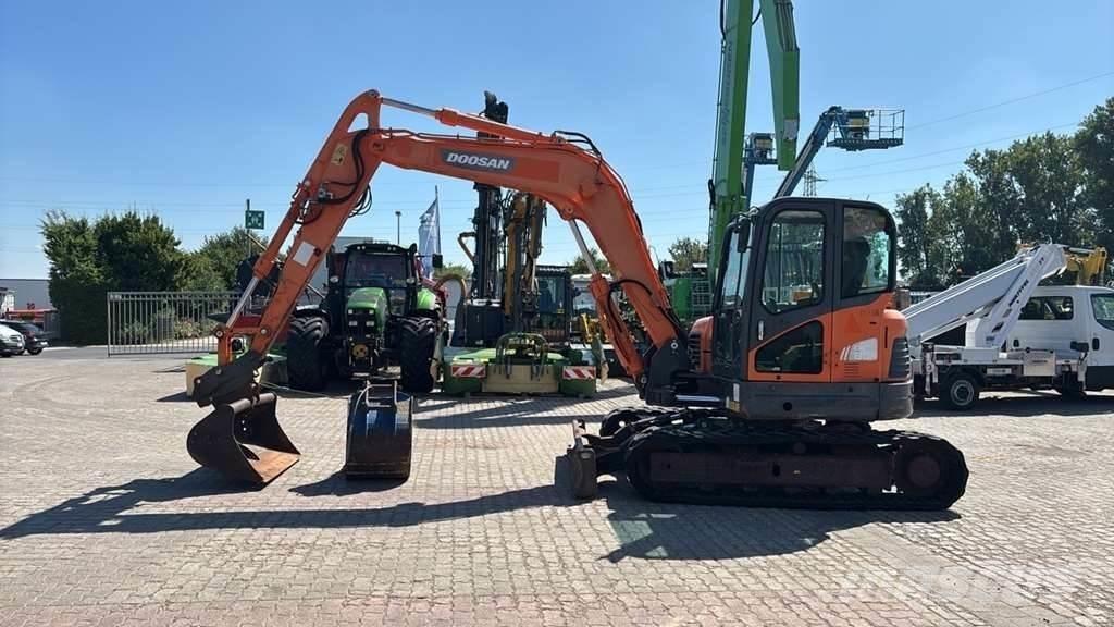 Doosan DX85 0 Erikoiskaivinkoneet