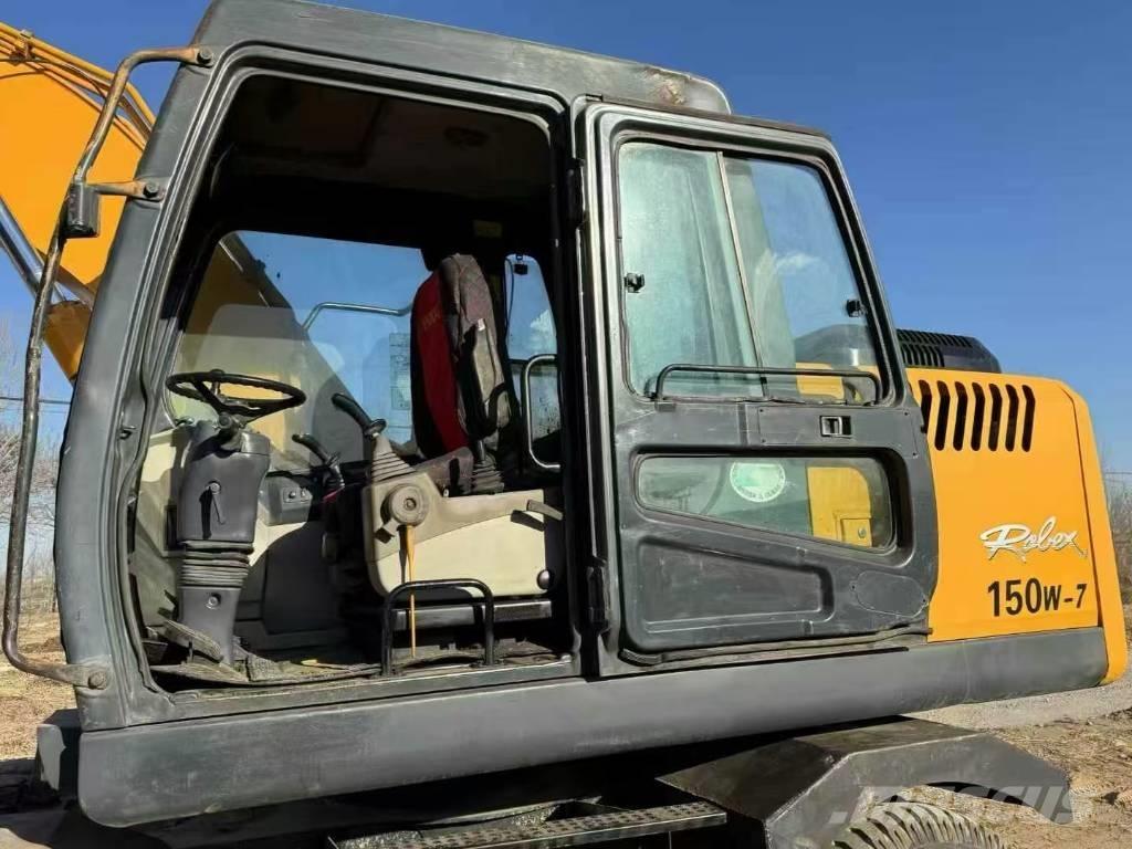 Hyundai 150W-7 Pyöräkaivukoneet