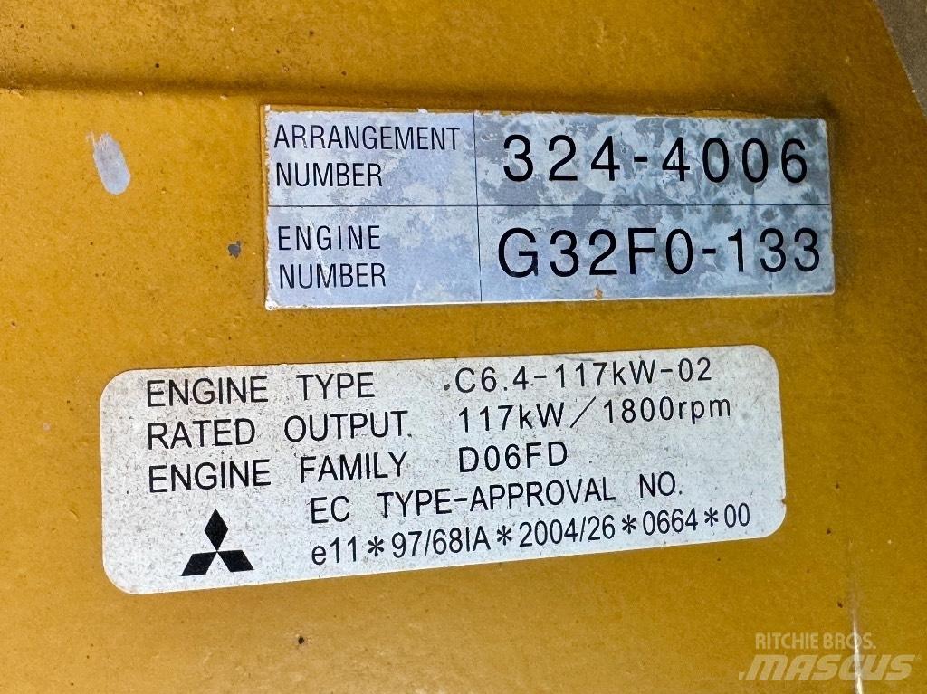 CAT 323 D LN Telakaivukoneet