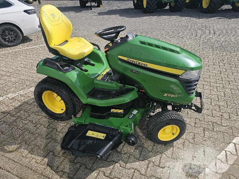 John Deere X590 Niittokoneet