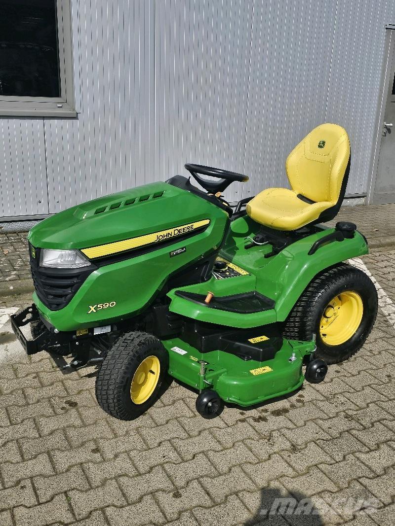 John Deere X590 Niittokoneet