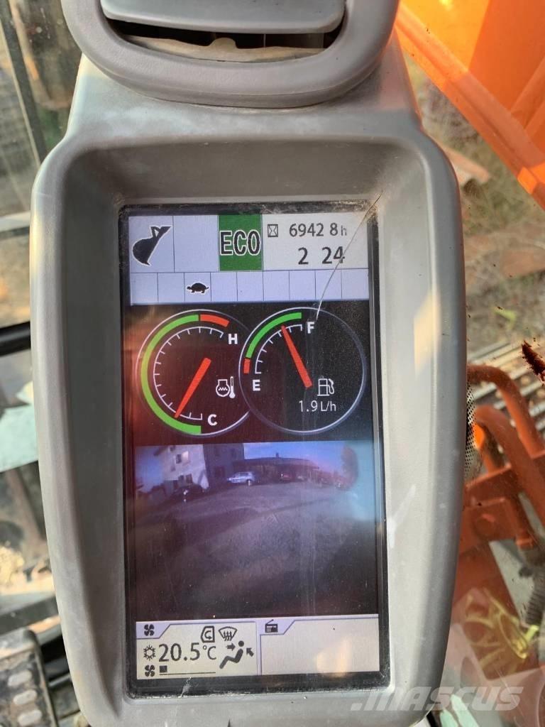 Hitachi ZX 135 US-5B Telakaivukoneet