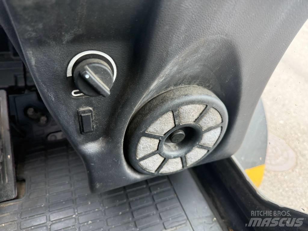 CAT DP45NB Dieseltrukit