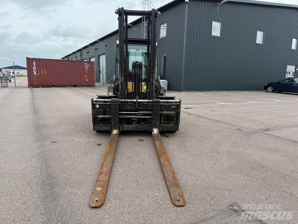 CAT DP45NB Dieseltrukit