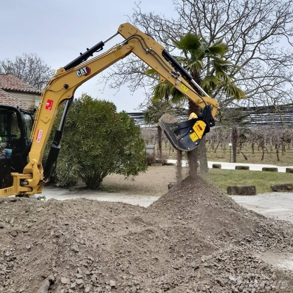MB Crusher MB-HDS212 Seulat