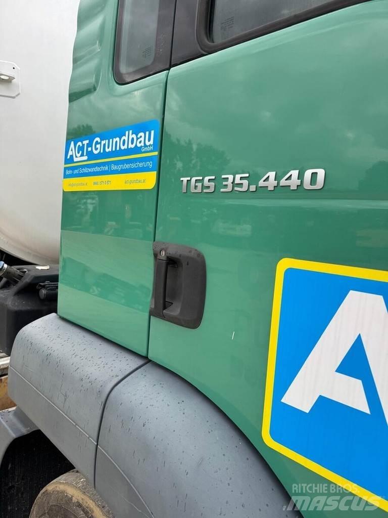 MAN TGS 32 - 440 Nostovarsi-vaihtolavakuorma-autot