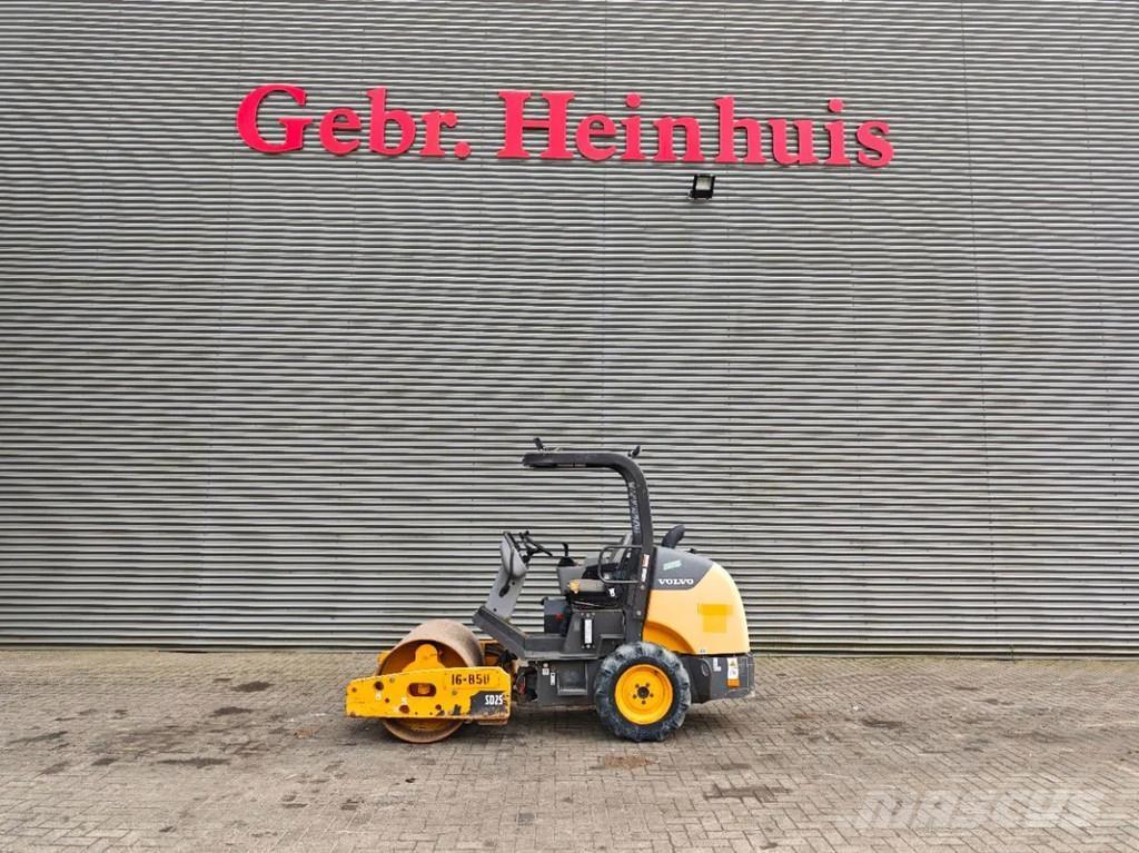 Volvo SD 25 Kumipyöräjyrät