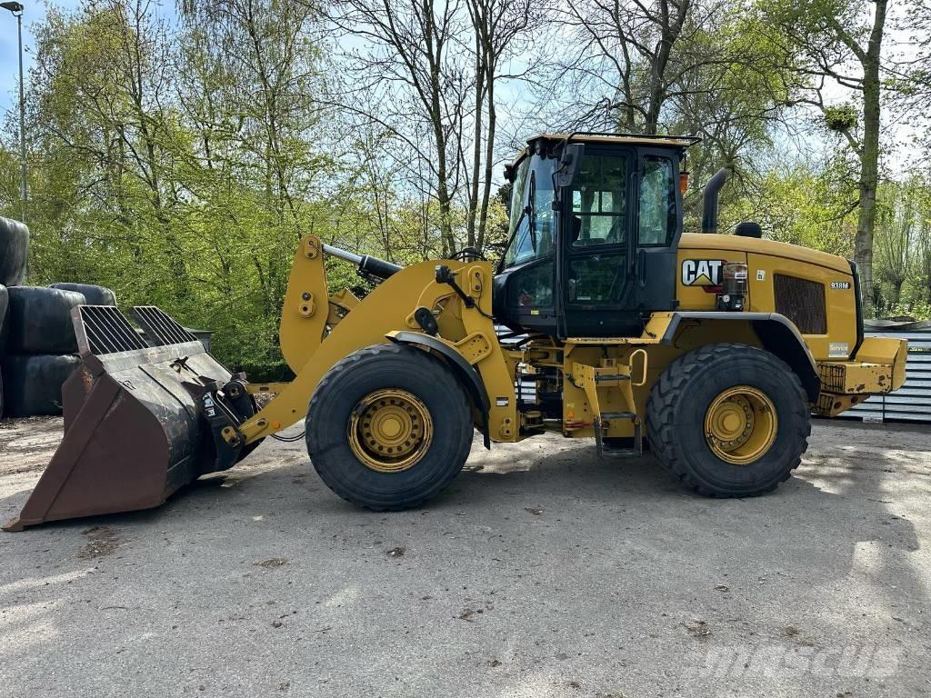 CAT 938M Pyöräkuormaajat