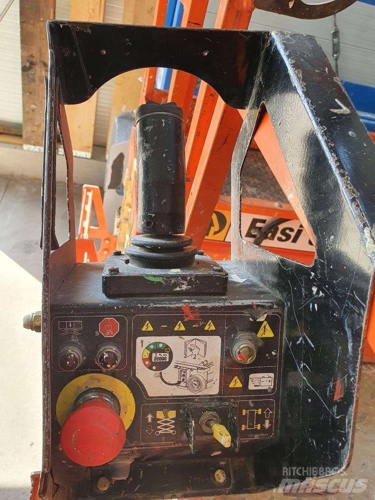 JLG 6 RS Saksilavat