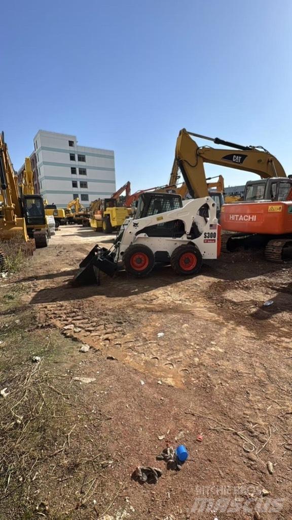 Bobcat S 300 Liukuohjatut kuormaajat