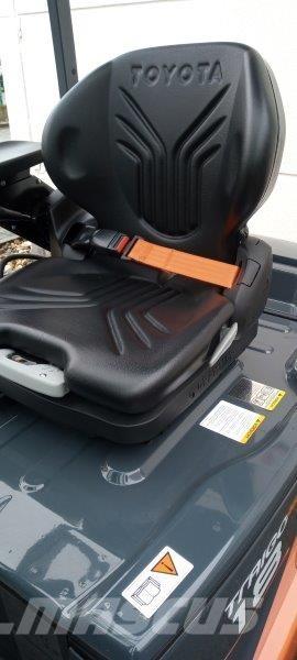 Toyota 8FBM18T Sähkötrukit