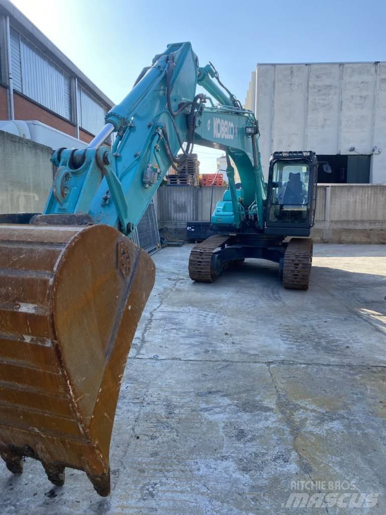 Kobelco SK210NLC Telakaivukoneet