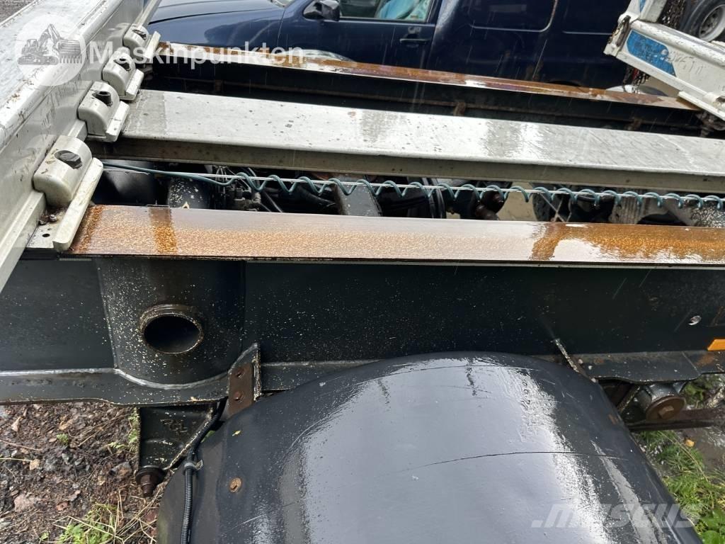  MVB 10-FLS4 Puuperävaunut