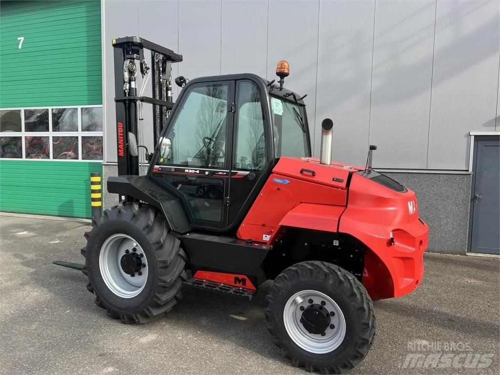 Manitou M30-4 Maastotrukit