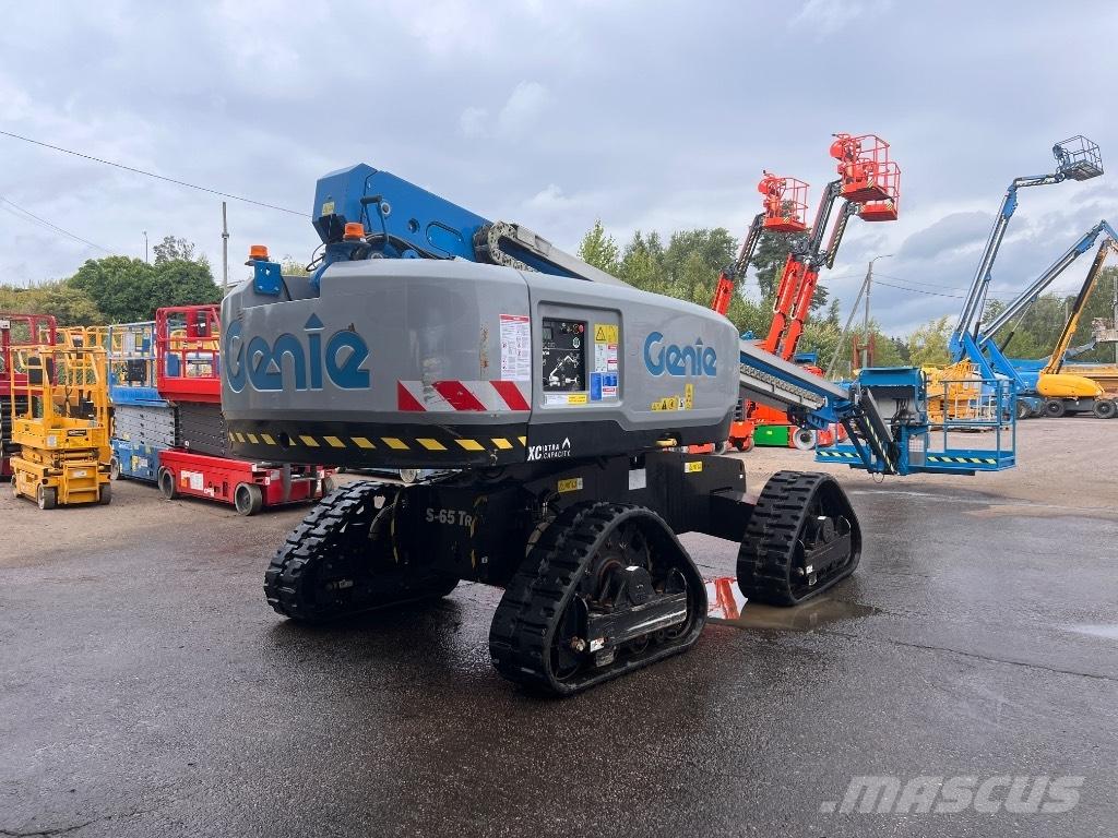 Genie S 65XC TRAX Kuukulkijat