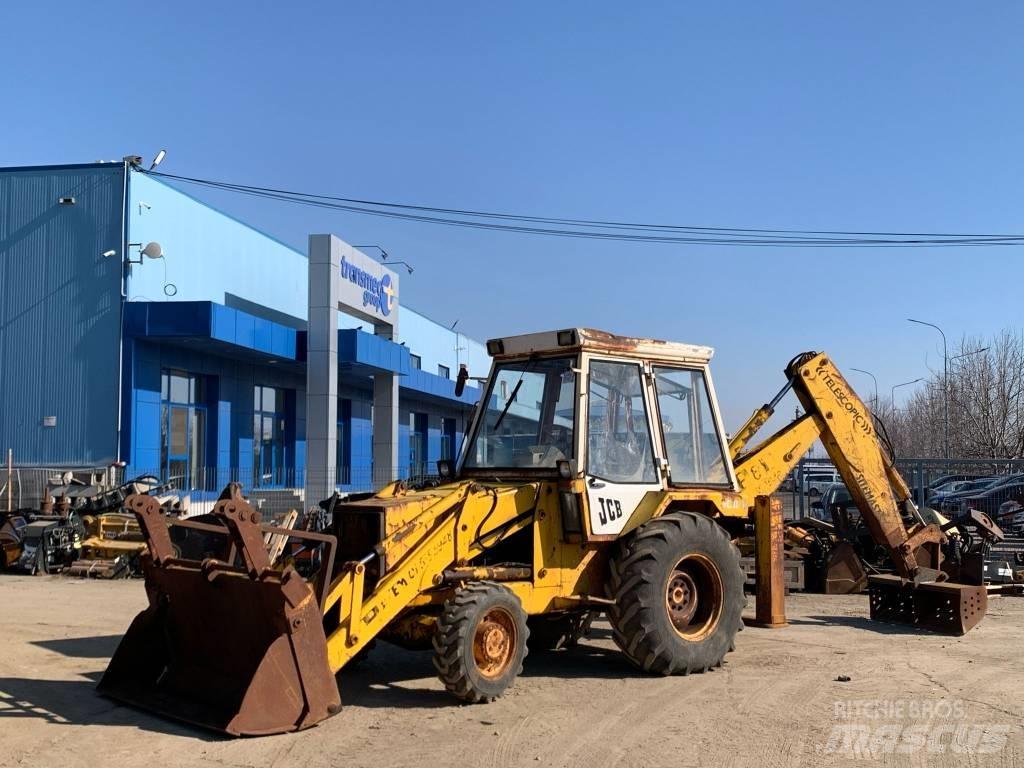 JCB 3 CX Kaivurikuormaajat