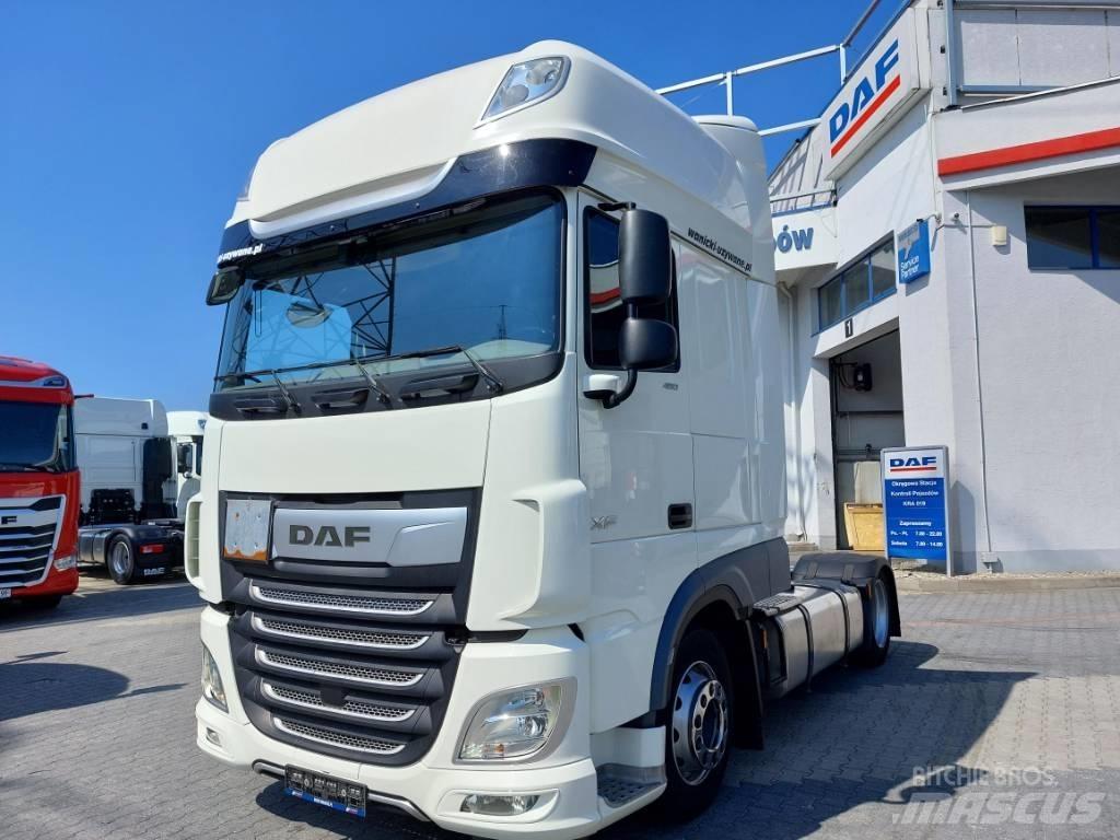 DAF FT480XF Vetopöytäautot