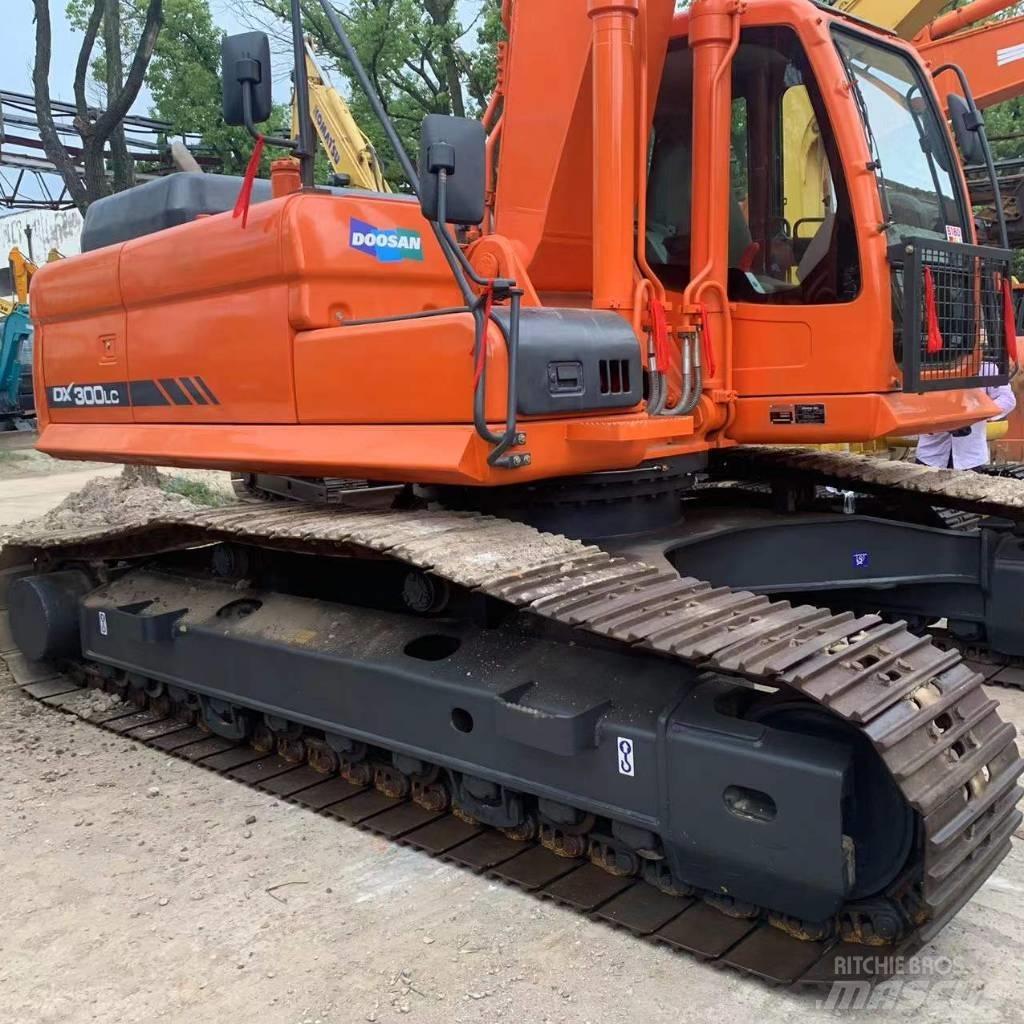 Doosan dx300 Telakaivukoneet