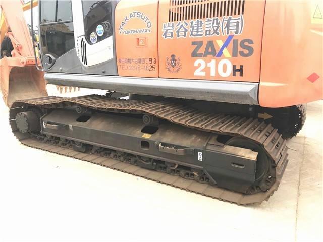 Hitachi zx210 Telakaivukoneet