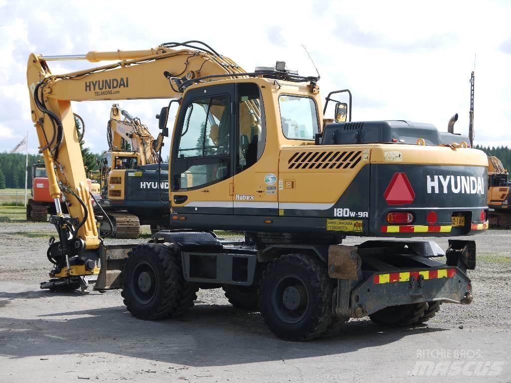 Hyundai R 180 W-9A Pyöräkaivukoneet