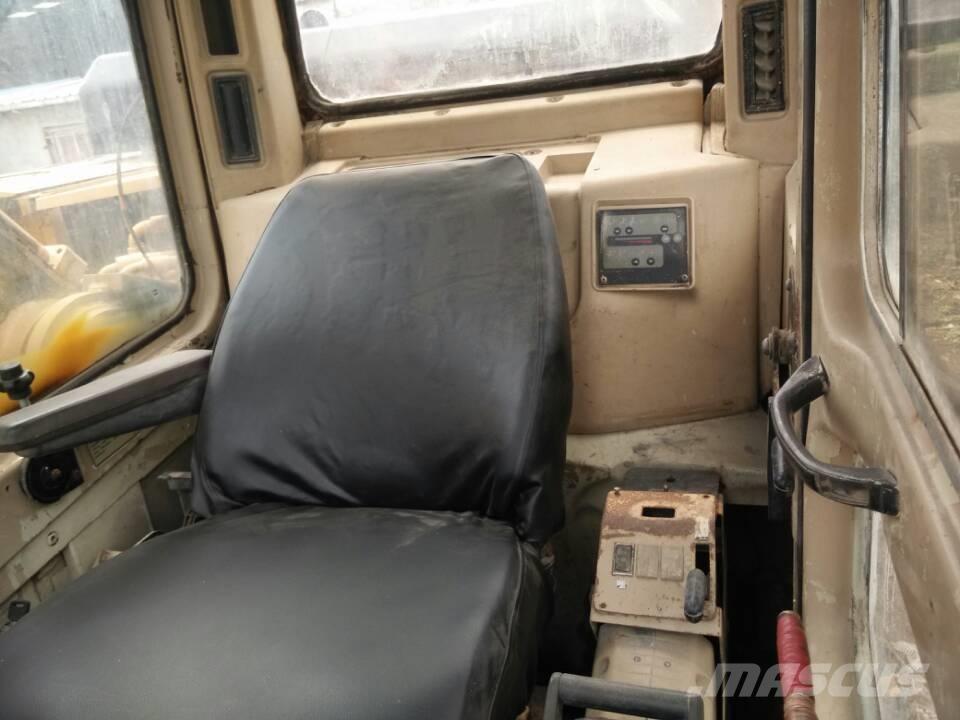 CAT 330 B Telakaivukoneet