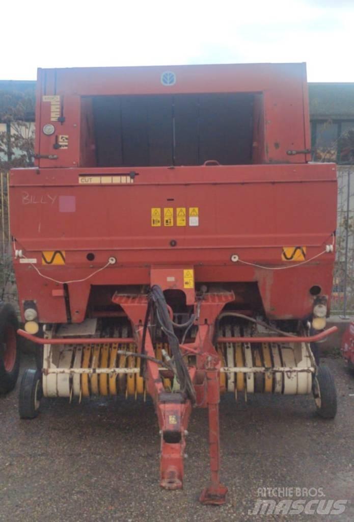 New Holland 5950 Pyöröpaalaimet