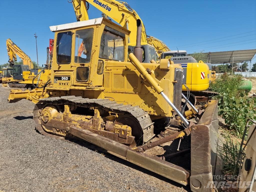 CAT D 6 D Telaketjupuskutraktorit