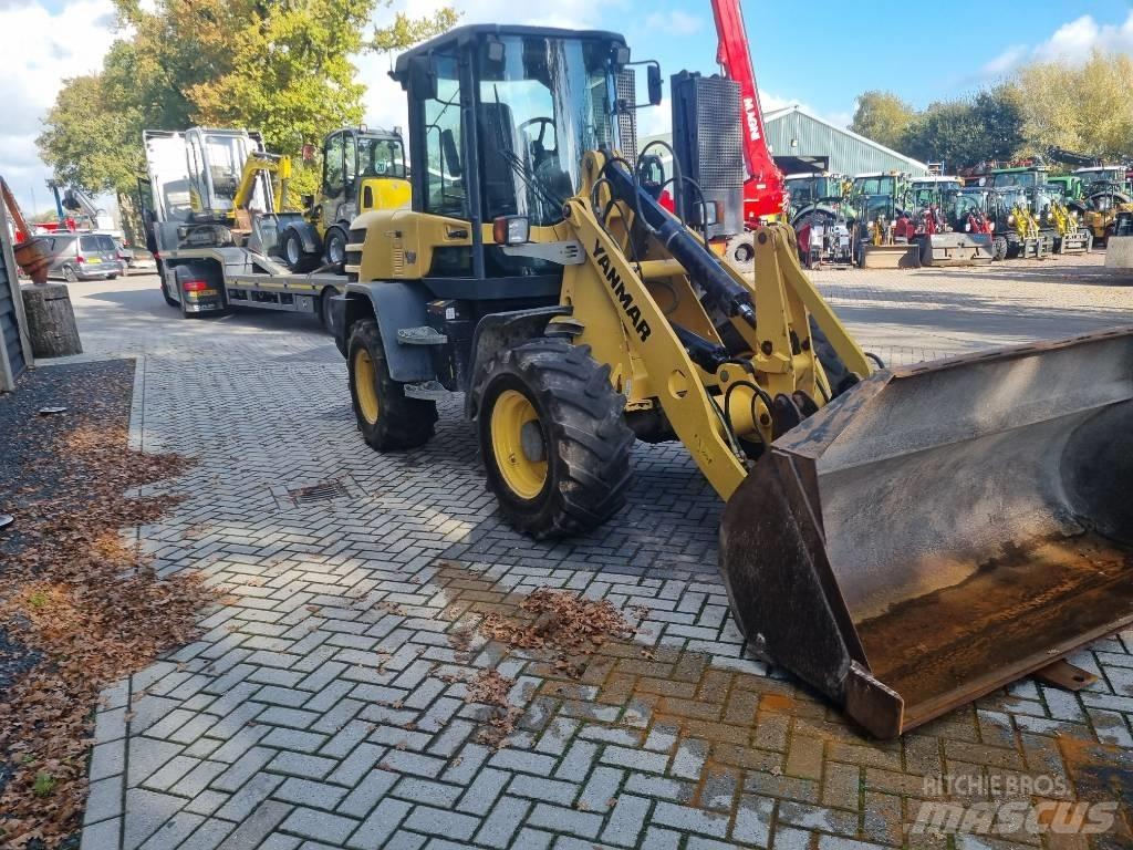 Yanmar V 120 Pyöräkuormaajat