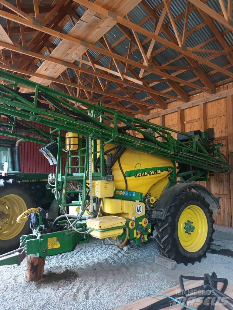 John Deere 840 Hinattavat ruiskut