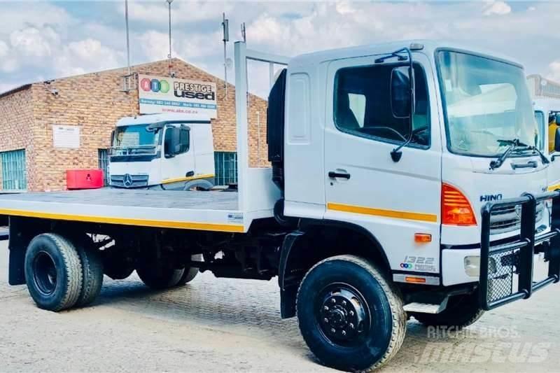 Hino 500 1322 4x4 Muut kuorma-autot
