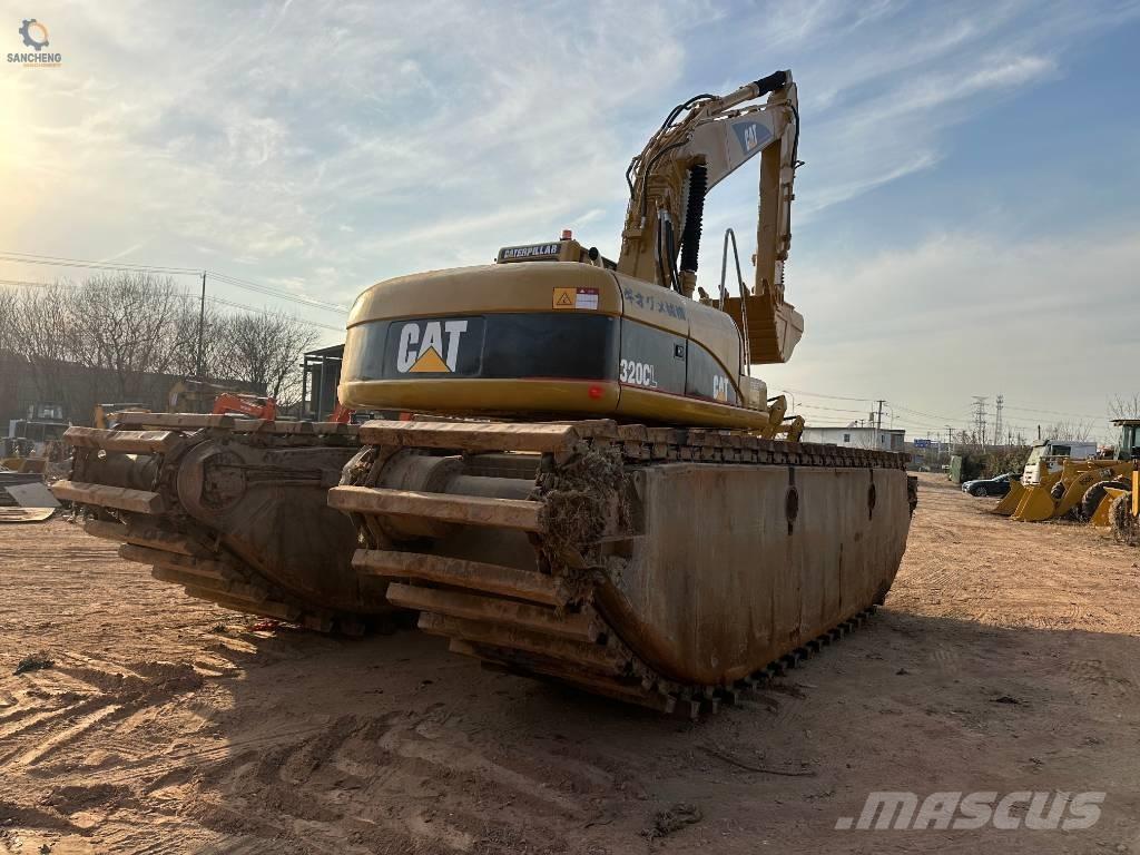 CAT 320CL Amfibio-kaivinkoneet