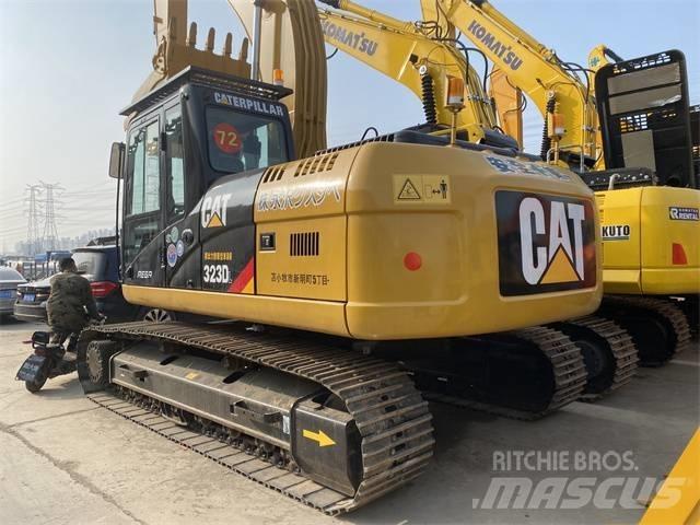 CAT 323 D L Telakaivukoneet