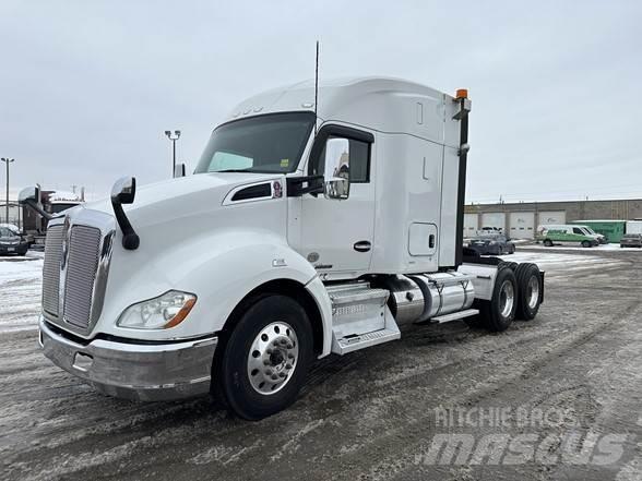 Kenworth T680 Vetopöytäautot