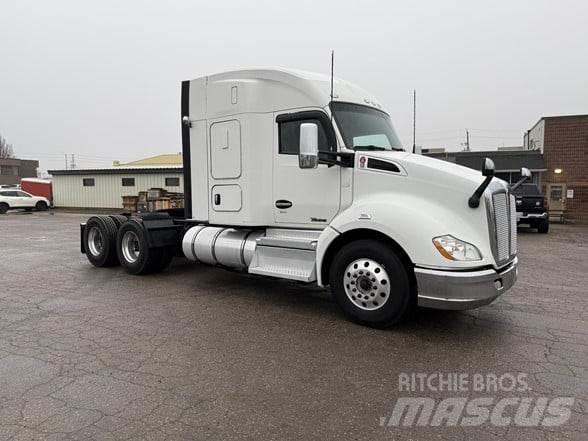 Kenworth T680 Vetopöytäautot
