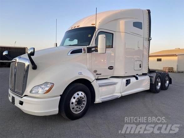 Kenworth T680 Vetopöytäautot