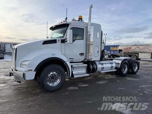 Kenworth T880 Vetopöytäautot
