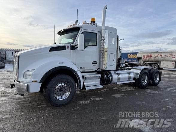 Kenworth T880 Vetopöytäautot
