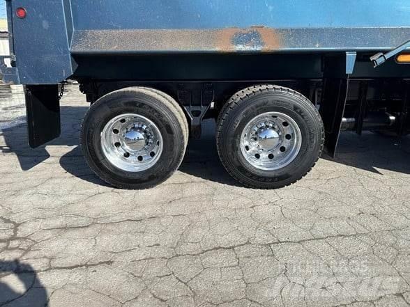 Kenworth T880 Sora- ja kippiautot
