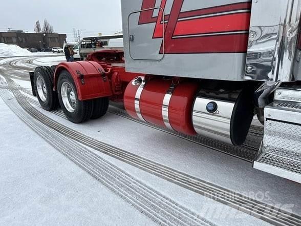 Peterbilt 389 Vetopöytäautot