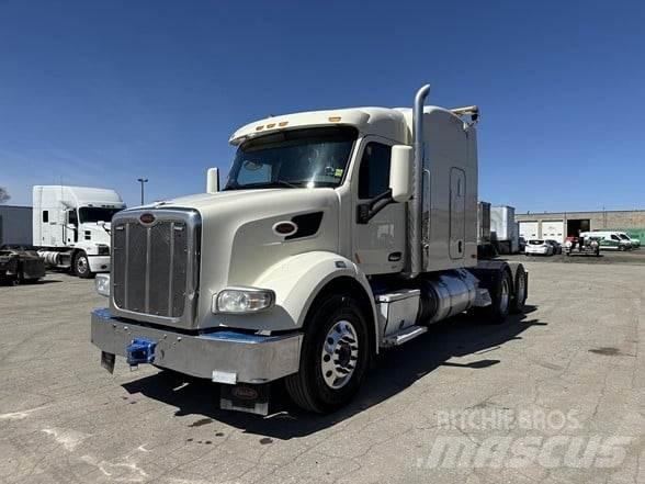 Peterbilt 567 Vetopöytäautot