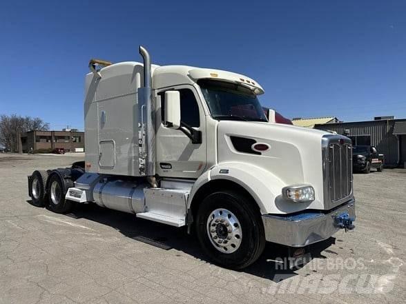 Peterbilt 567 Vetopöytäautot