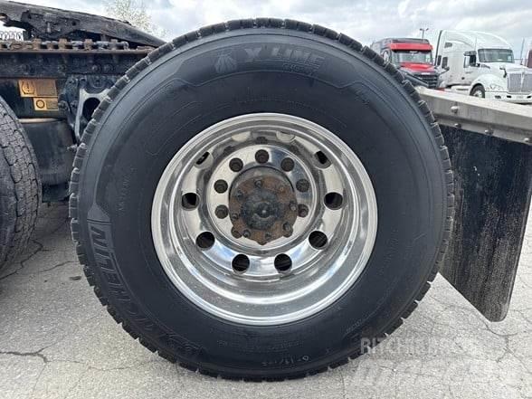 Peterbilt 579 Vetopöytäautot