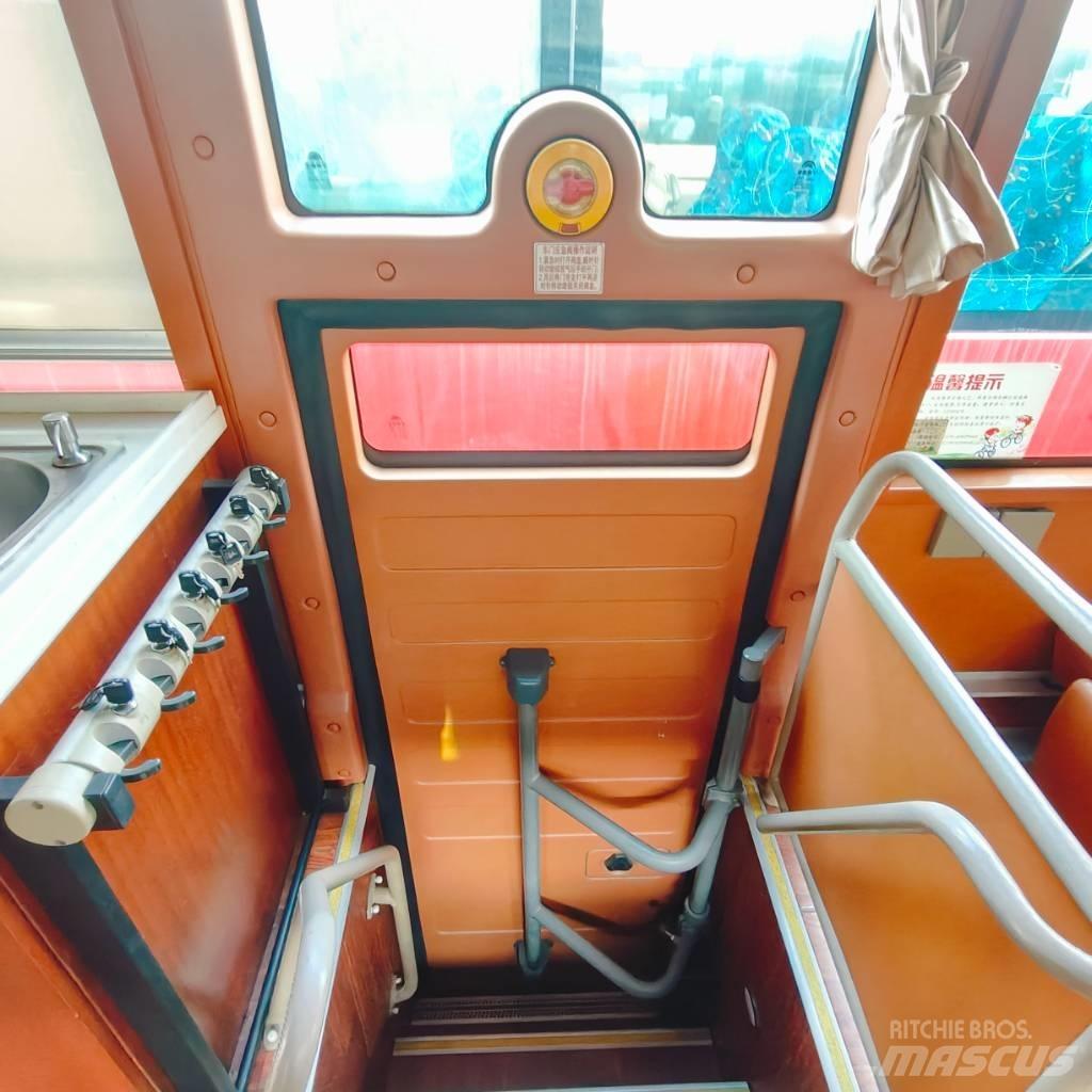 Yutong ZK6122HQ5Y Turistibussit