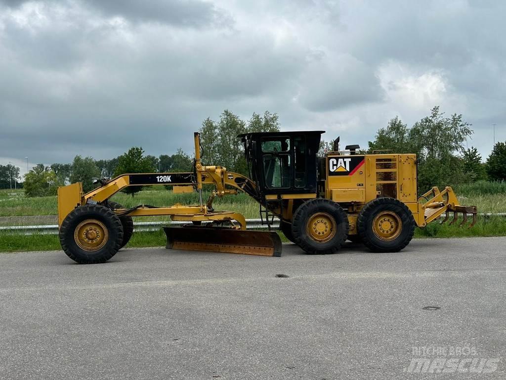 CAT 120K Tiehöylät