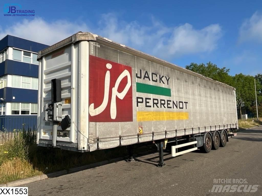 Fruehauf Tautliner Pressukapellipuoliperävaunut