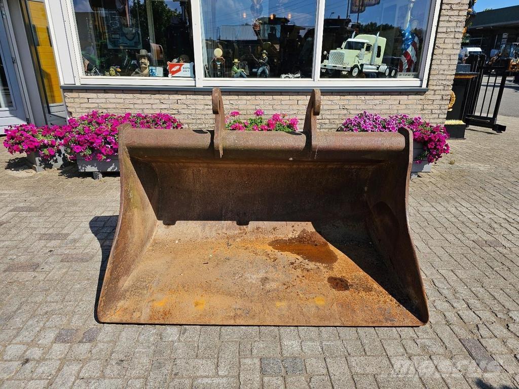  C. Klein Slotenbak Kauhat