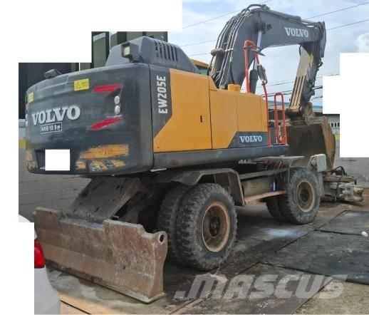 Volvo EW 205E Pyöräkaivukoneet