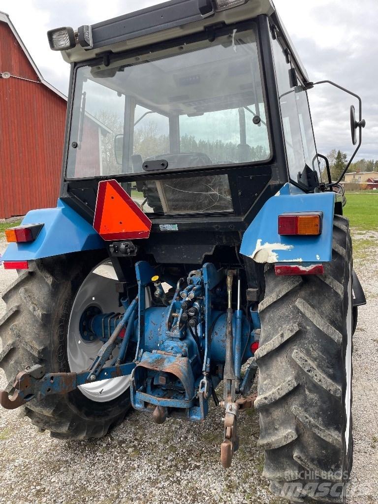 Ford 4830 Traktorit