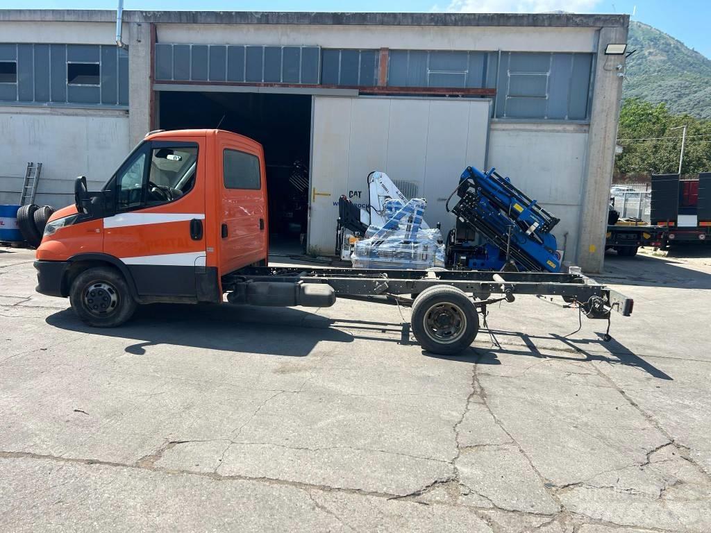 Iveco Daily 35-140 Umpikorikuorma-autot
